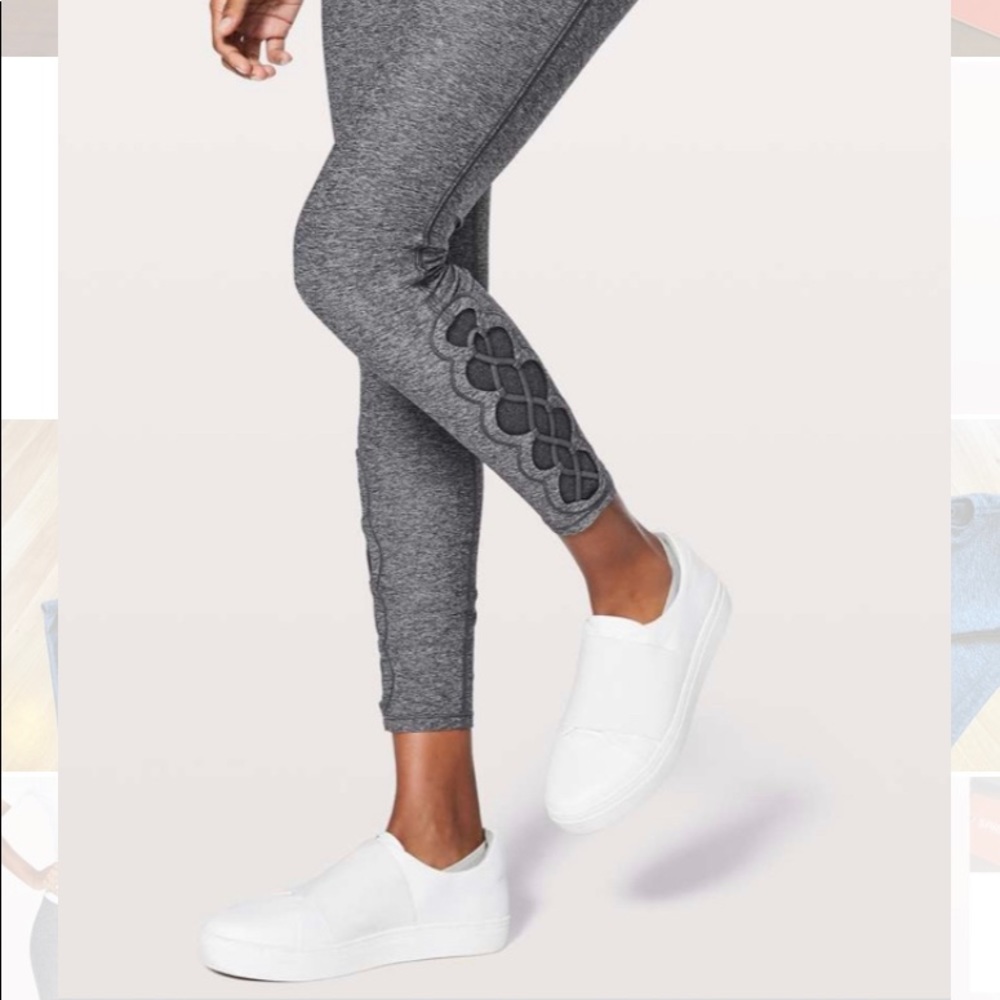 LULULEMON TIED TO IT 7/8 LEGGING NWT